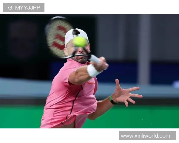 上海网球队状态引发热议球迷对表现和战术分歧明显